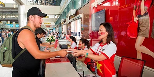 Vietjet rực rỡ cờ sao mừng ngày Thống Nhất