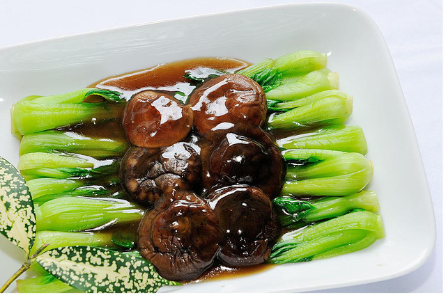 Nấm hương Nhật 8,6 triệu/kg: Dân Hà thành xào đĩa rau cải