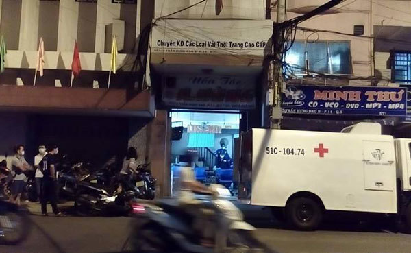 Một Việt kiều chết bất thường trong căn nhà 4 tầng