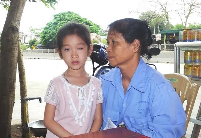 Phòng giáo dục che giấu sự việc học sinh bị mù mắt?