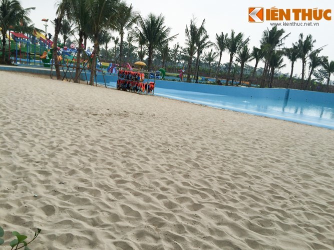 Cảnh đìu hiu tại bãi biển nhân tạo Tuần Châu vừa khai trương đã đóng cửa