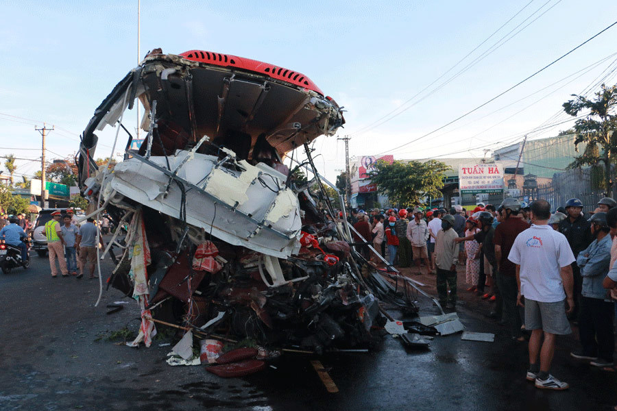 Toàn cảnh vụ tai nạn thảm khốc, 13 người chết ở Gia Lai