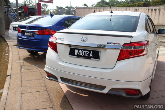 So sánh Honda City và Toyota Vios