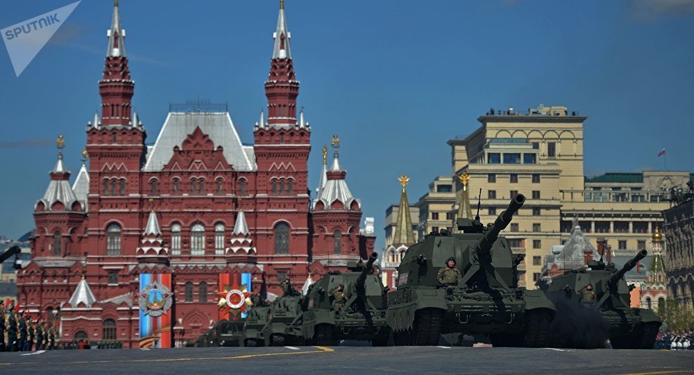 Vì sao Putin hô 'ura' trong lễ duyệt binh?