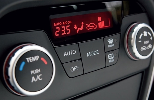 Mẹo sử dụng điều hòa ô tô khi trời nắng nóng