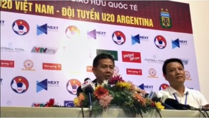 HLV Hoàng Anh Tuấn: Tôi hài lòng với trận thua này