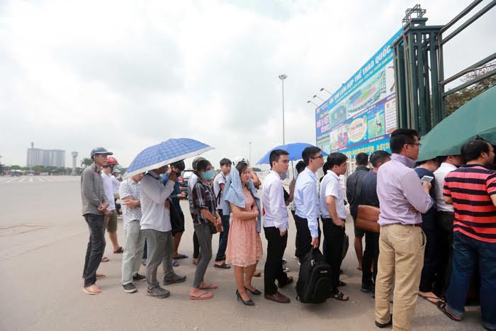 Phe vé mời chào xem Công Phượng, Tuấn Anh đấu hậu duệ Messi
