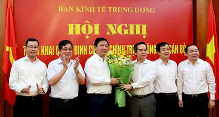 Ông Đinh La Thăng nhận nhiệm vụ Phó Ban Kinh tế TƯ