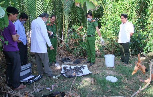 Giết vợ giấu xác 4 năm: Tìm thấy bộ xương người trong hầm cầu