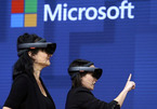 Microsoft trình làng kính thực tế ảo cạnh tranh với Facebook