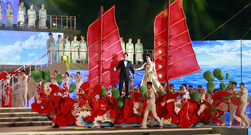 Lễ hội Hoa phượng đỏ 2017: Hải Phòng vươn ra biển lớn