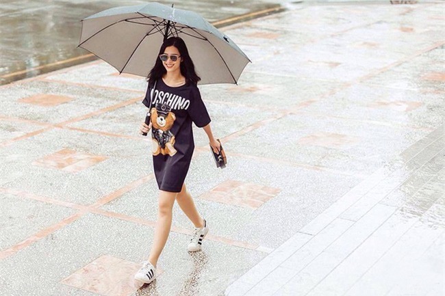 Chơi hàng hiệu cực chất, Đông Nhi đích thực là đại gia
