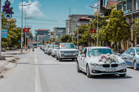 Dàn xe sang trăm tỷ rước dâu tại Quảng Ninh