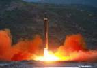 Video vụ phóng tên lửa Triều Tiên gây chấn động