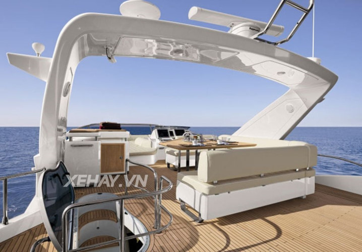 Du thuyền triệu đô, du thuyền, Tăng Thanh Hà, Hà Tăng