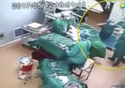Video nhân viên y tế ẩu đả giữa ca mổ