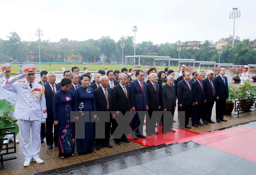 Lãnh đạo Đảng, Nhà nước vào Lăng viếng Chủ tịch Hồ Chí Minh