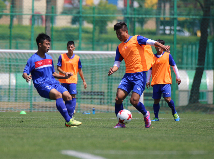 U20 Việt Nam đếm ngược, MU quyết sống mái với Ajax