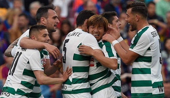 Barcelona 0-2 Eibar phút 62