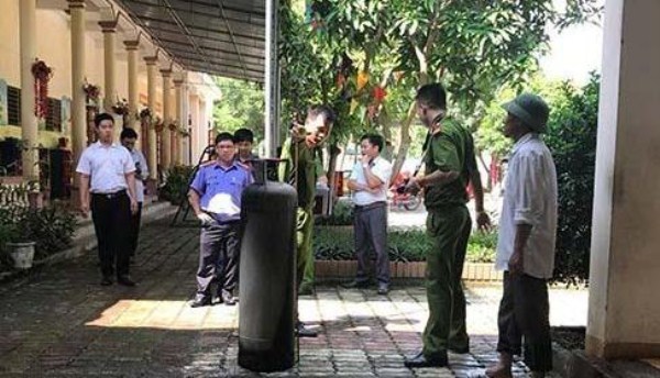 Cháy bình gas ở trường mầm non, sơ tán hơn 200 học sinh