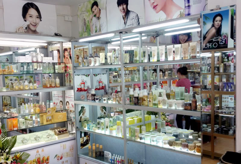 Vỡ mộng bán hàng qua Facebook, bế tắc vì cả ngày không ai hỏi