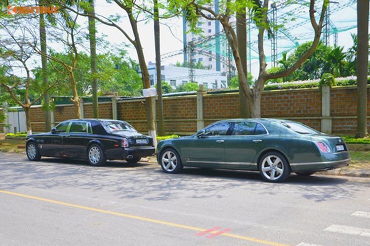 Rolls-Royce và Bentley giá 53 tỷ của đại gia Hải Dương