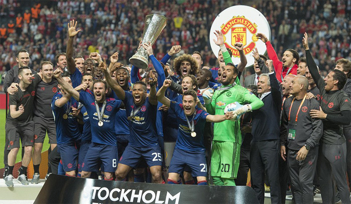 Bóp nghẹt Ajax, MU đăng quang Europa League