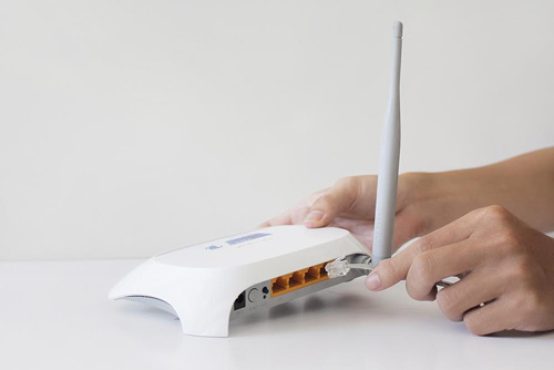 Chọn Cáp quang hay 4G cho Internet gia đình?