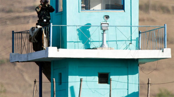 Trung Quốc bắt đầu dùng 'bàn tay sắt' với Triều Tiên