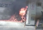 Bật lửa đốt xe cháy đùng đùng tại cây xăng