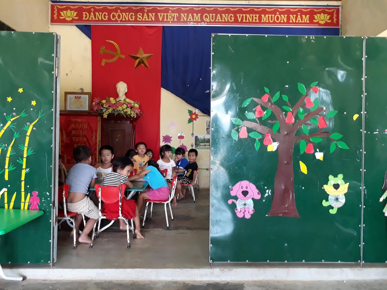 Thiếu phòng, học sinh mầm non phải “thường trú” ở nhà văn hóa thôn