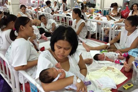 Đột nhập 'nhà máy trẻ em' ở Philippines