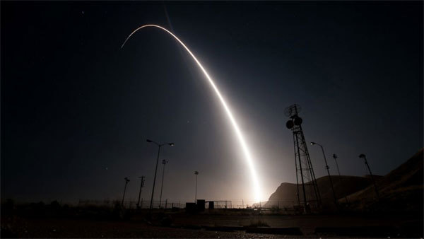 'Sợ' Triều Tiên, Mỹ cấp tập thử bắn hạ tên lửa đạn đạo