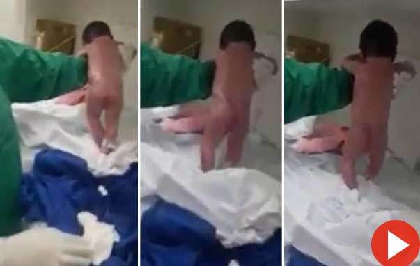 Bé sơ sinh mới lọt lòng đã đòi bước