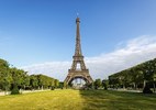 Sự thật kì lạ về tháp Eiffel mà bạn chưa biết