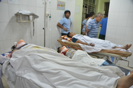 Thang máy đứt cáp trong đêm, 7 người bị thương nặng