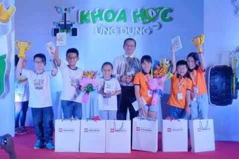 Học sinh Việt Nam sang Australia dự cuộc thi khoa học ứng dụng