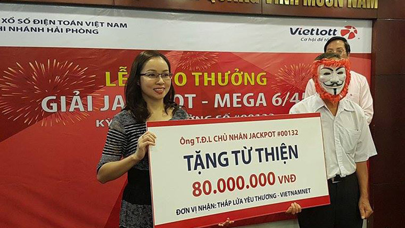 Khách trúng số 112 tỷ đồng hành cùng VietNamNet 
