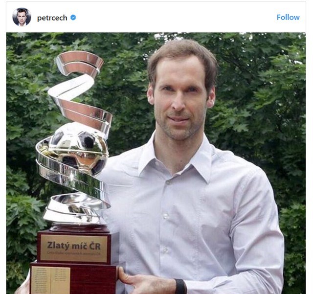 Petr Cech lần thứ 11 giành QBV, Man City ra tối hậu thư cho Pep