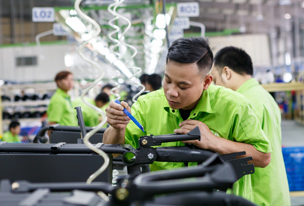 Made in Vietnam: Đừng vội mơ ô tô, hãy làm xe 2 bánh