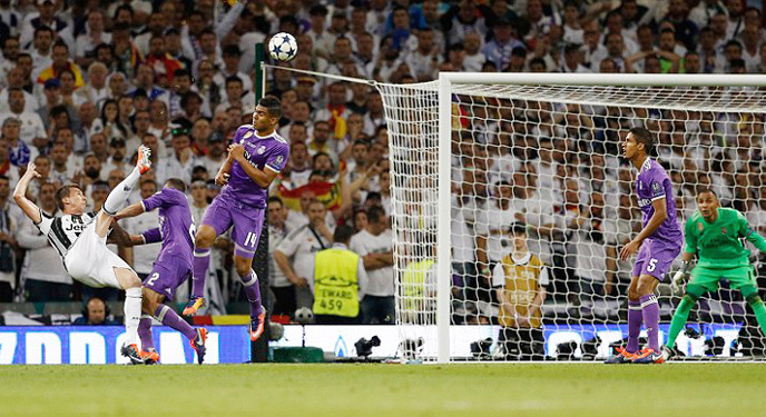 Chiêm ngưỡng siêu phẩm bàn thắng của Mandzukic