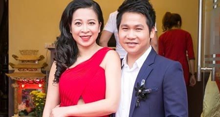 Ba 'Ông hoàng nhạc đỏ' kiếm tiền như nước, xây biệt thự vạn người mơ