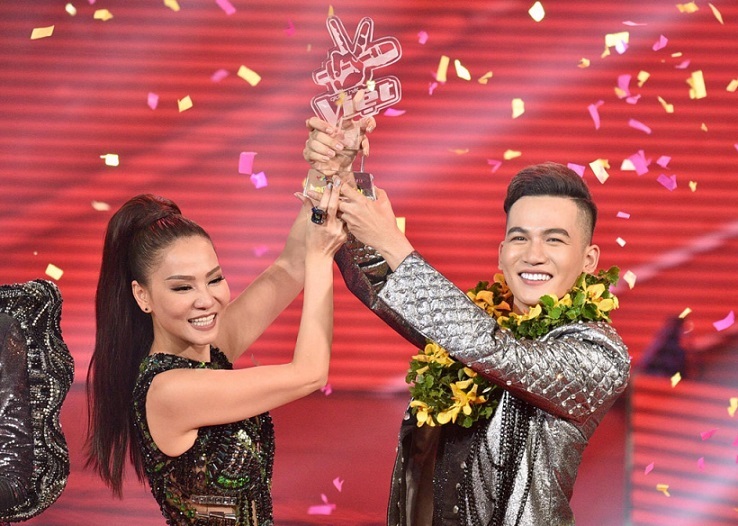 Ali Hoàng Dương đăng quang The Voice 2017