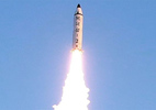 Triều Tiên phóng liên tiếp nhiều tên lửa