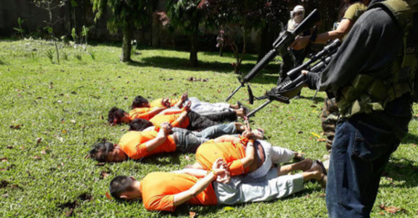 Hình ảnh đáng sợ về tội ác của phiến quân Nam Philippines