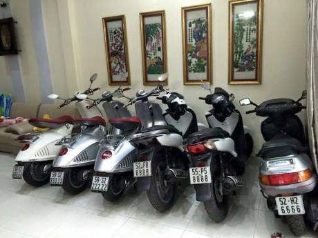 'Phát sốt' với dàn xe ga Honda SH biển khủng nhất Việt Nam