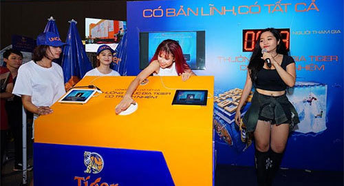 Giới trẻ trong cơn lốc 'có bản lĩnh, có tất cả'