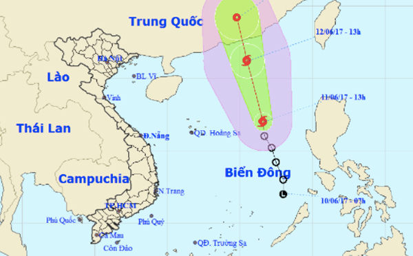 Bão số 1 giật cấp 10 trên biển Đông