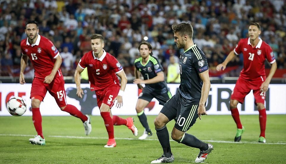 Ramsey ghi panenka, xứ Wales nguy cơ hụt vé World Cup