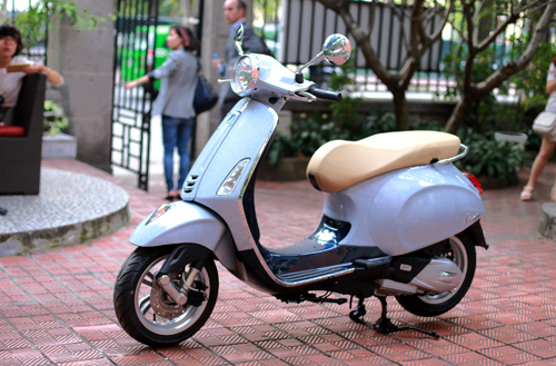 Loạt xe Vespa giá gần nửa tỷ gây xôn xao thị trường Việt